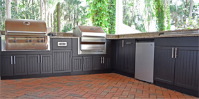 Kitchens & Grills Photo