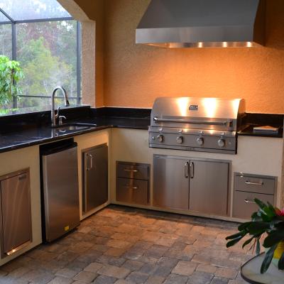Kitchens & Grills Photo