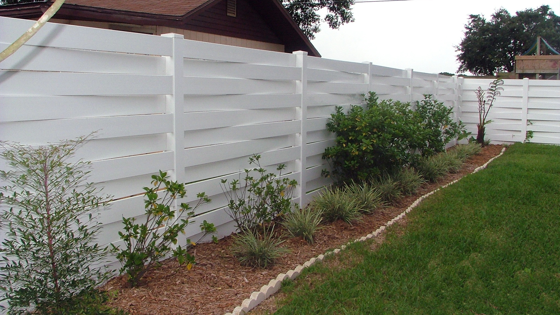 Windsor Vinyl Fence