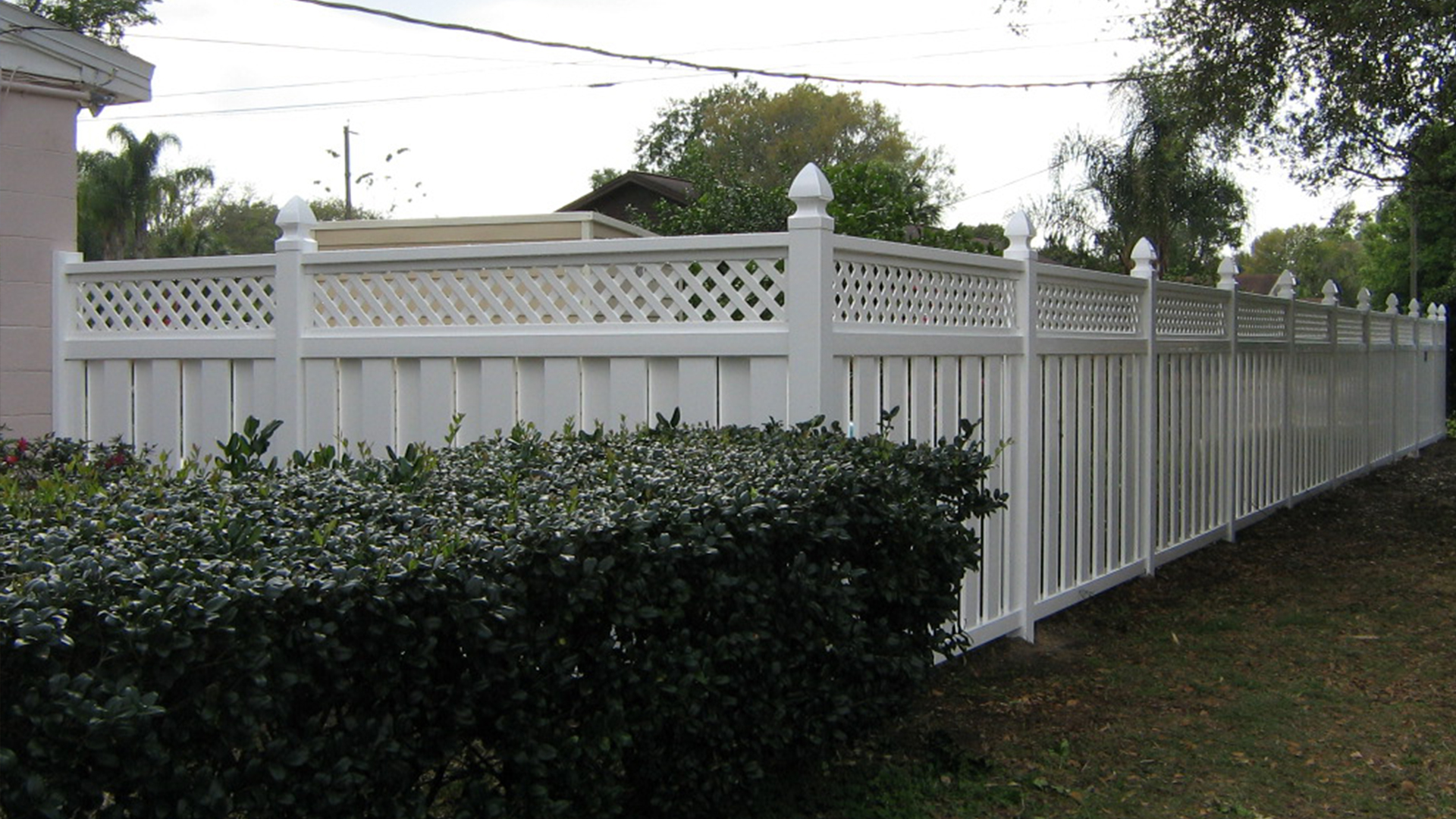 Melbourne Lattice Vinyl Fence