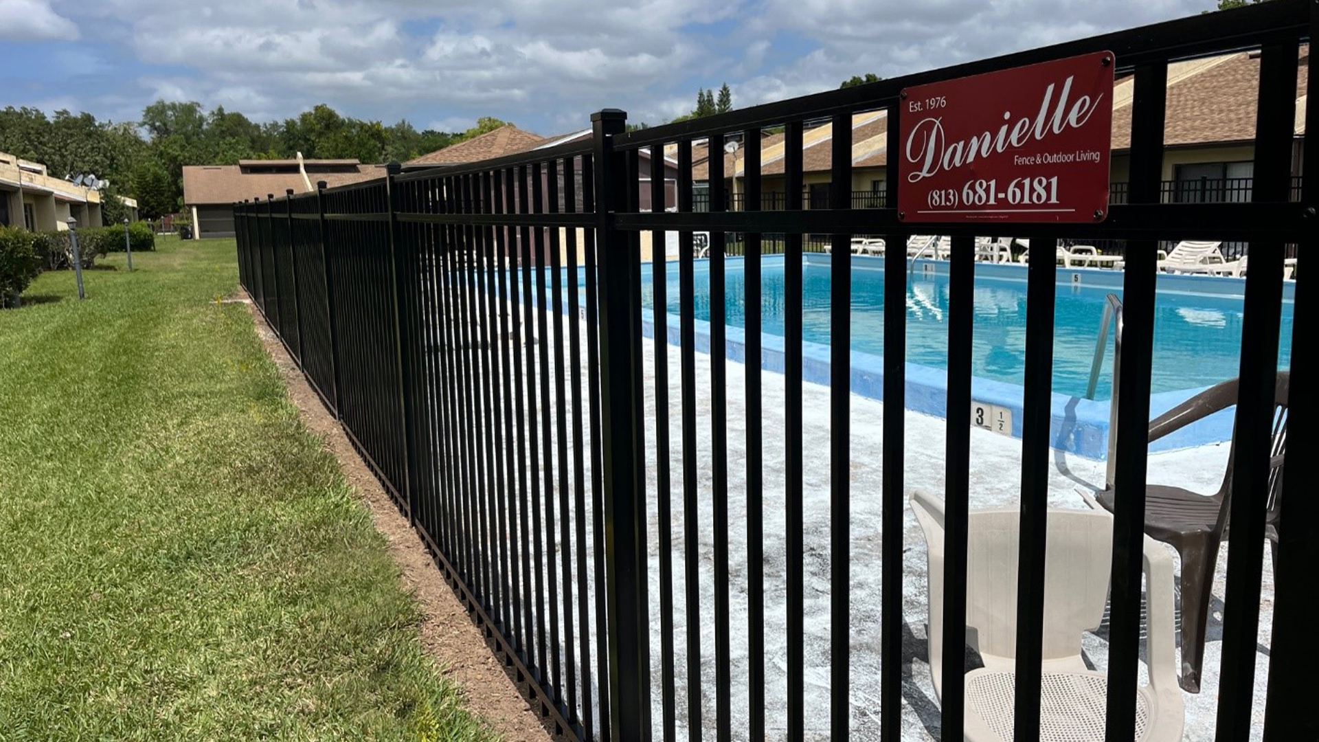 Avalon Aluminum Fence