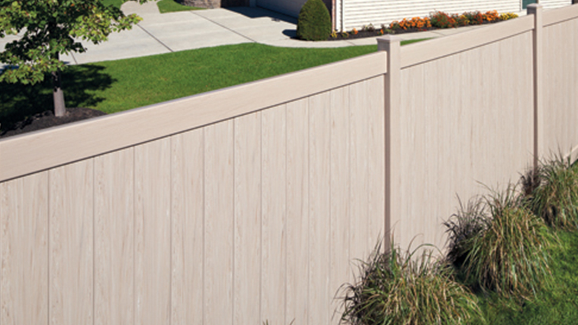 Certagrain Chesterfield Textured Vinyl Fence