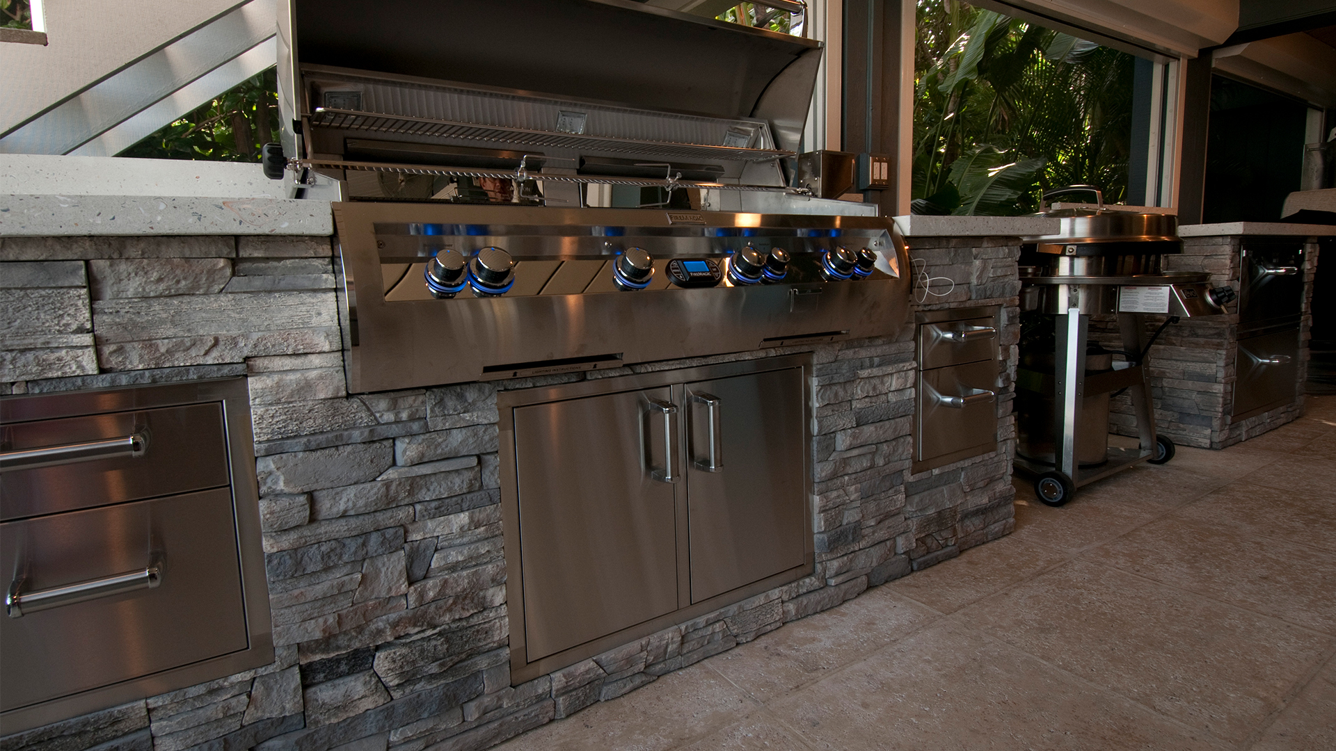 Stacked Stone Outdoor Kitchens